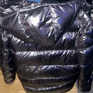 Men’s moncler jacket size 6 brand new still in moncler bag